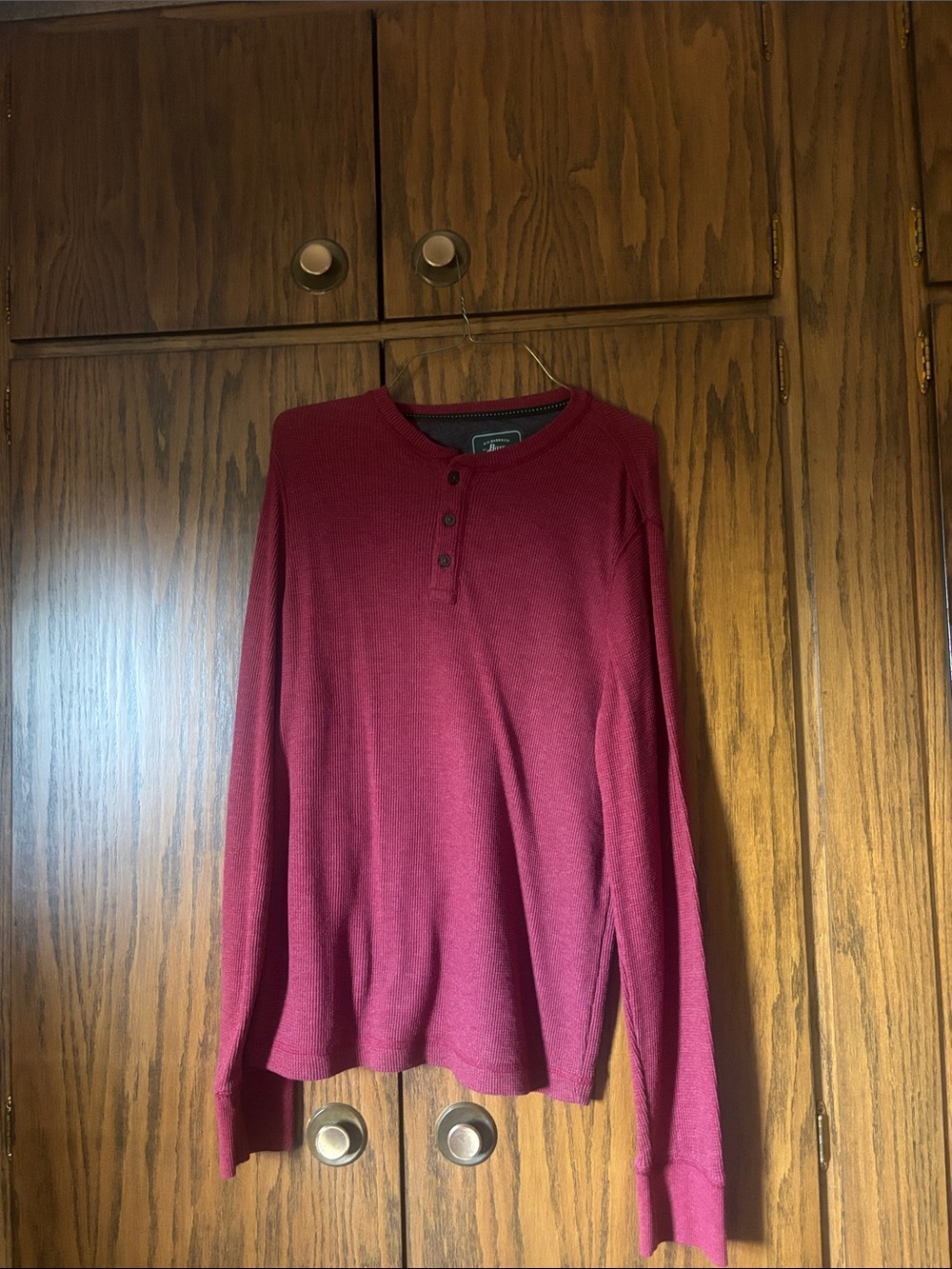 G.H. Bass & Co. Long-Sleeve Henley in Deep Wine